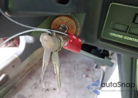 1983 Datsun 280Zx z USA, uszkodzony, nr VIN JN1HZ04S3DX572961